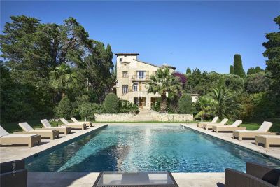 Luxury 5 bedroom Villa for sale with sea view in Cap d'Antibes, Antibes, Provence Alpes Cote d'Azur