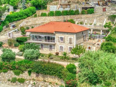 Spacious 5 bedroom House for sale with countryside and panoramic views in Le Tignet, Provence Alpes Cote d'Azur