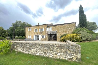 Stylish 6 bedroom Farmhouse for sale with countryside view in Vic Fezensac, Occitanie