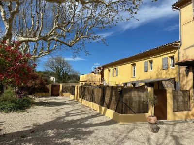 Renovated 3 bedroom Apartment for sale with countryside view in Aix en Provence, Provence Alpes Cote d'Azur