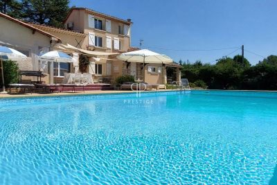 Refurbished 4 bedroom House for sale in Lorgues, Provence Alpes Cote d'Azur