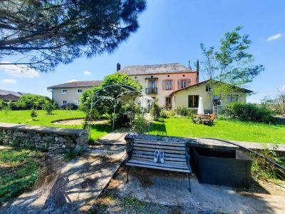 Quiet 3 bedroom House for sale with countryside and panoramic views in Montirat, Occitanie