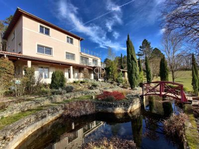 Immaculate 4 bedroom House for sale with countryside and panoramic views in Mirepoix, Occitanie