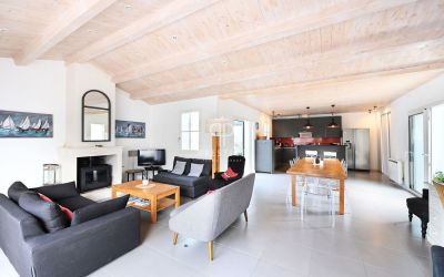 Immaculate 5 bedroom Villa for sale in La Couarde sur Mer, Nouvelle Aquitaine