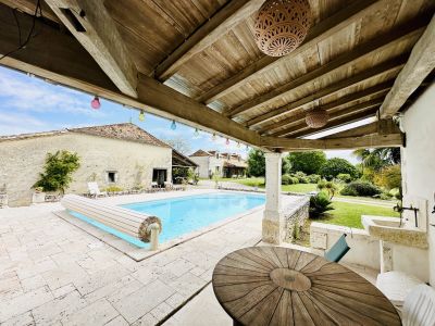 Character 4 bedroom House for sale with countryside view in Eymet, Nouvelle Aquitaine