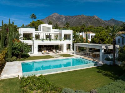 5 bedroom villa for sale, Altos Reales, Marbella, Malaga Costa del Sol, Marbella Golden Mile