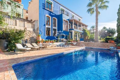 5 bedroom House for sale with countryside view with Income Potential in Relleu, Valencia