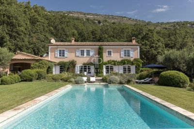 Unique 6 bedroom House for sale with countryside view in Saint Vallier de Thiey, Provence Alpes Cote d'Azur