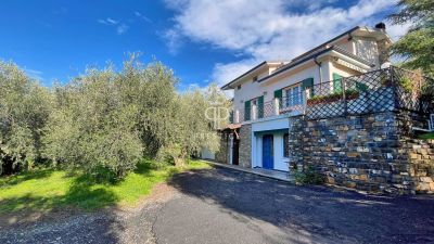 5 bedroom Villa for sale with sea view with Income Potential in Imperia, Liguria