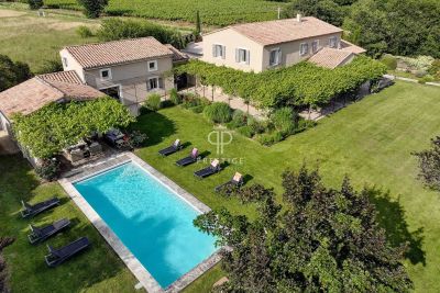 8 bedroom house for sale, Saint Saturnin les Apt, Vaucluse, Luberon