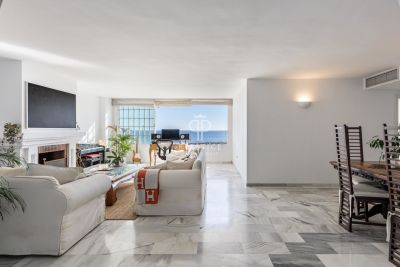 2 bedroom apartment for sale, Puerto Banus, Malaga Costa del Sol, Andalucia