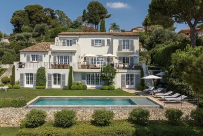 Luxury 7 bedroom Villa for sale with panoramic view in Mougins, Provence Alpes Cote d'Azur