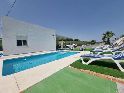 Modern 2 bedroom House for sale with countryside view in Cartama, Andalucia