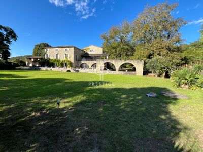 Beautiful 12 bedroom, 250 year old French Bastide nestling in 5 hectares of land