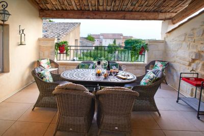 Renovated 3 bedroom Townhouse for sale in Uzes, Occitanie