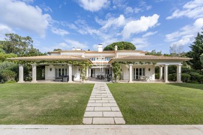 Luxury 7 bedroom House for sale with panoramic view in Alcabideche, Central Portugal