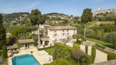Beautiful 6 bedroom House for sale with panoramic view in Saint Paul de Vence, Provence Alpes Cote d'Azur