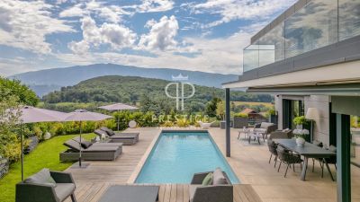4 bedroom house for sale, Talloires, Haute Savoie 74, Lake Annecy
