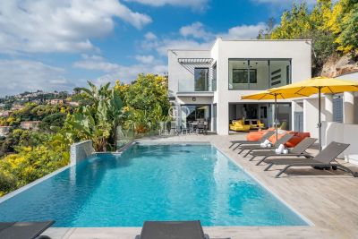 Bright 5 bedroom House for sale with sea and panoramic views in Mandelieu la Napoule, Provence Alpes Cote d'Azur