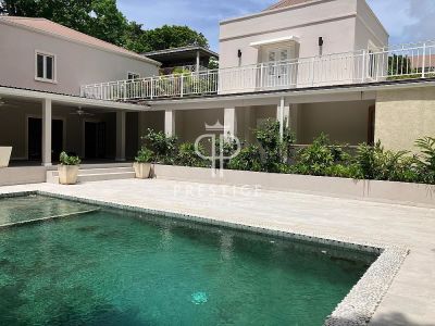 Immaculate 4 bedroom Villa for sale with panoramic view in Saint James, Saint James