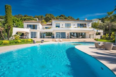 Wow factor 6 bedroom Villa for sale with panoramic and sea views in Californie, Cannes, Provence Alpes Cote d'Azur