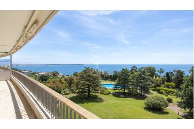 Bright 3 bedroom Apartment for sale with panoramic view in Californie, Cannes, Provence Alpes Cote d'Azur
