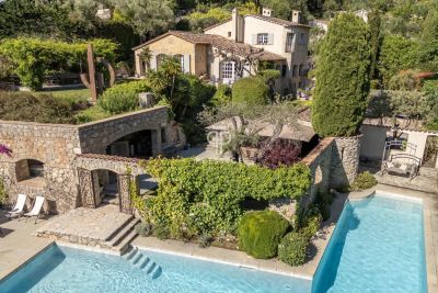 Beautiful 5 bedroom House for sale with countryside view in Mouans Sartoux, Provence Alpes Cote d'Azur