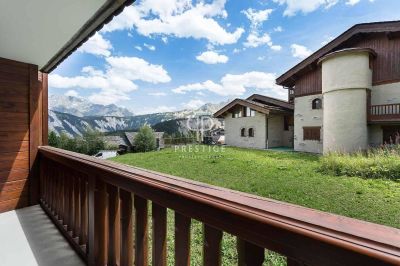 Authentic 2 bedroom Appartement for sale in Courchevel 1850, Auvergne Rhone Alpes