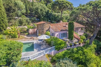 6 bedroom House for sale with sea view with Income Potential in Sainte Maxime, Provence Alpes Cote d'Azur