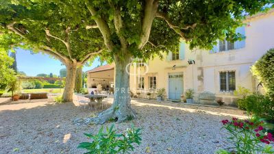 Beautiful 6 bedroom House for sale with countryside view in Saint Remy de Provence, Provence Alpes Cote d'Azur