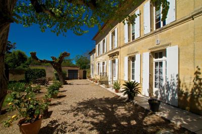 Income Producing 6 bedroom Vineyard Estate for sale with countryside view in Saint Magne de Castillon, Nouvelle Aquitaine