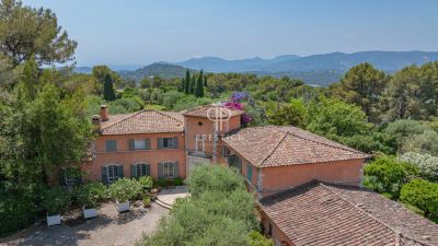 Spacious 11 bedroom Farmhouse for sale with panoramic and sea views in Mouans Sartoux, Provence Alpes Cote d'Azur