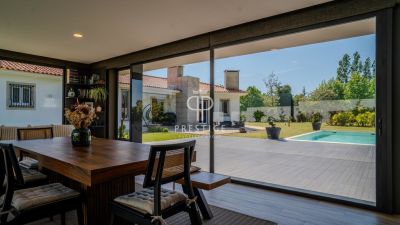 Spacious 4 bedroom Villa for sale in Louredo, Central Portugal