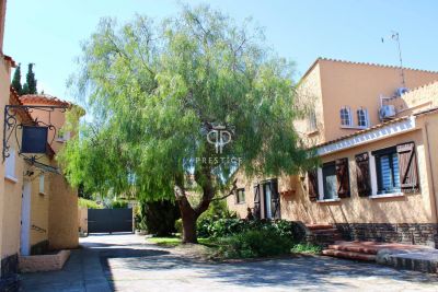 Unique 9 bedroom House for sale with countryside view in Bompas, Occitanie