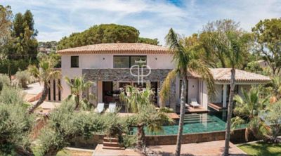 Stunning 8 bedroom Villa for sale with sea view in Saint Tropez, Provence Alpes Cote d'Azur