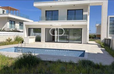 Immaculate 4 bedroom Villa for sale with sea view in Protaras, Famagusta