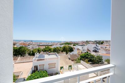 Modern 5 bedroom Townhouse for sale with sea view in Lagos, Algarve