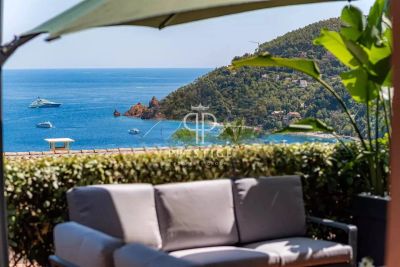 Renovated 3 bedroom Apartment for sale with sea and panoramic views in Theoule sur Mer, Provence Alpes Cote d'Azur
