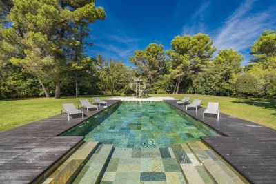 Stunning 5 bedroom Villa for sale with panoramic view in Saint Paul de Vence, Provence Alpes Cote d'Azur