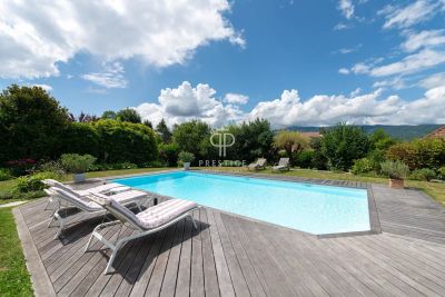 Beautiful 3 bedroom House for sale with lake or river view in Menthon Saint Bernard, Auvergne Rhone Alpes