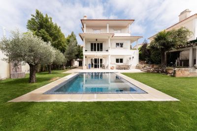 Authentic 5 bedroom House for sale in Birre, Cascais, Central Portugal