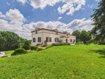 8 bedroom House for sale with countryside view with Income Potential in Albi, Occitanie