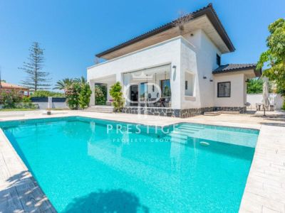 Luxury 4 bedroom Villa for sale with panoramic view in Sant Joan d'Alacant, Valencia