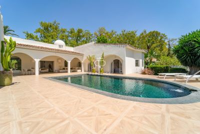 Stunning 4 bedroom Villa for sale with countryside view in San Pedro de Alcantara, Andalucia