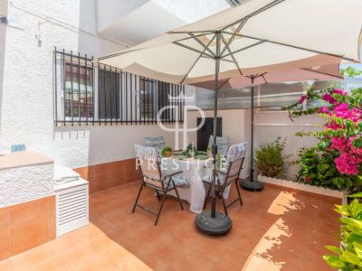 Inviting 4 bedroom Townhouse for sale in El Campello, Valencia