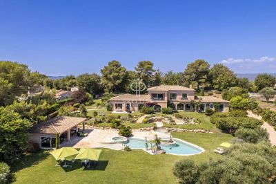 Wow factor 6 bedroom House for sale with panoramic and sea views in Mougins, Provence Alpes Cote d'Azur