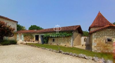 8 bedroom farmhouse for sale, Aubeterre sur Dronne, Charente, Dordogne Perigord Vert