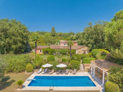 Spacious 6 bedroom Villa for sale with panoramic view in Auribeau sur Siagne, Provence Alpes Cote d'Azur