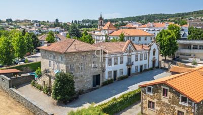 9 bedroom Manor House for sale with countryside view with Income Potential in Sabrosa, Northern Portugal