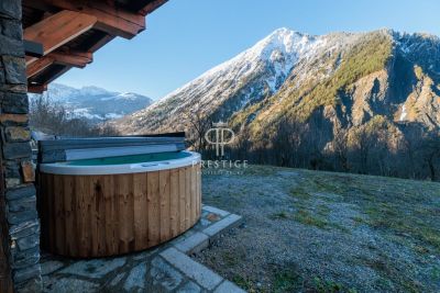 4 bedroom ski chalet for sale, Saint Martin de Belleville, Savoie, Three Valleys Ski